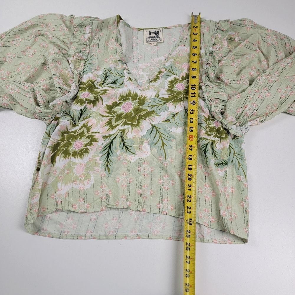 Jaase Light Green Floral V-Neck Ruffle Sleeve Top - Picture 11 of 14
